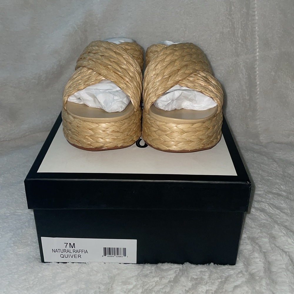 NWT J/SLIDES QUIVER Natural Raffia Sandal - Picture 7 of 15